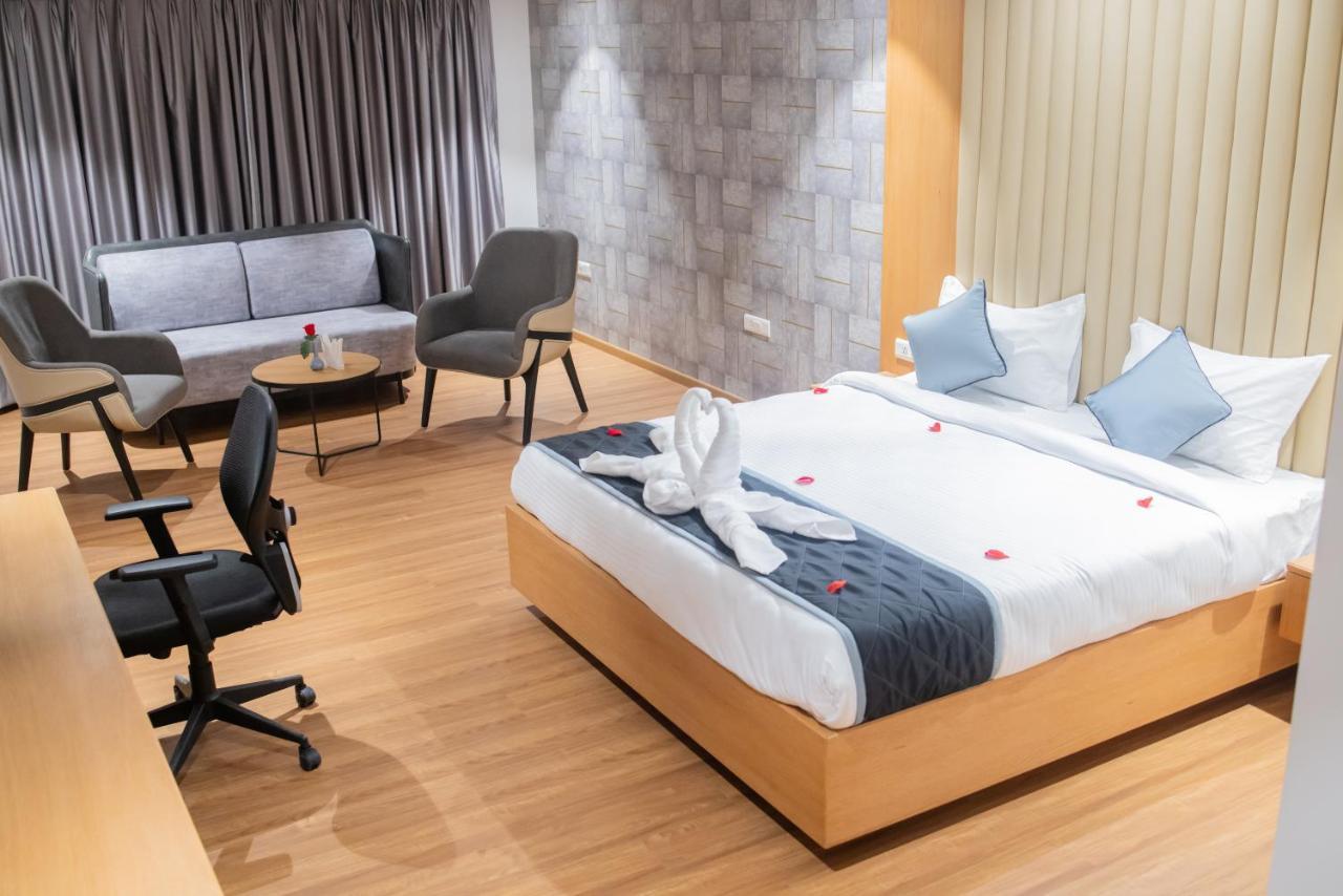 Hotel Tulips Grand ハイデラバード エクステリア 写真